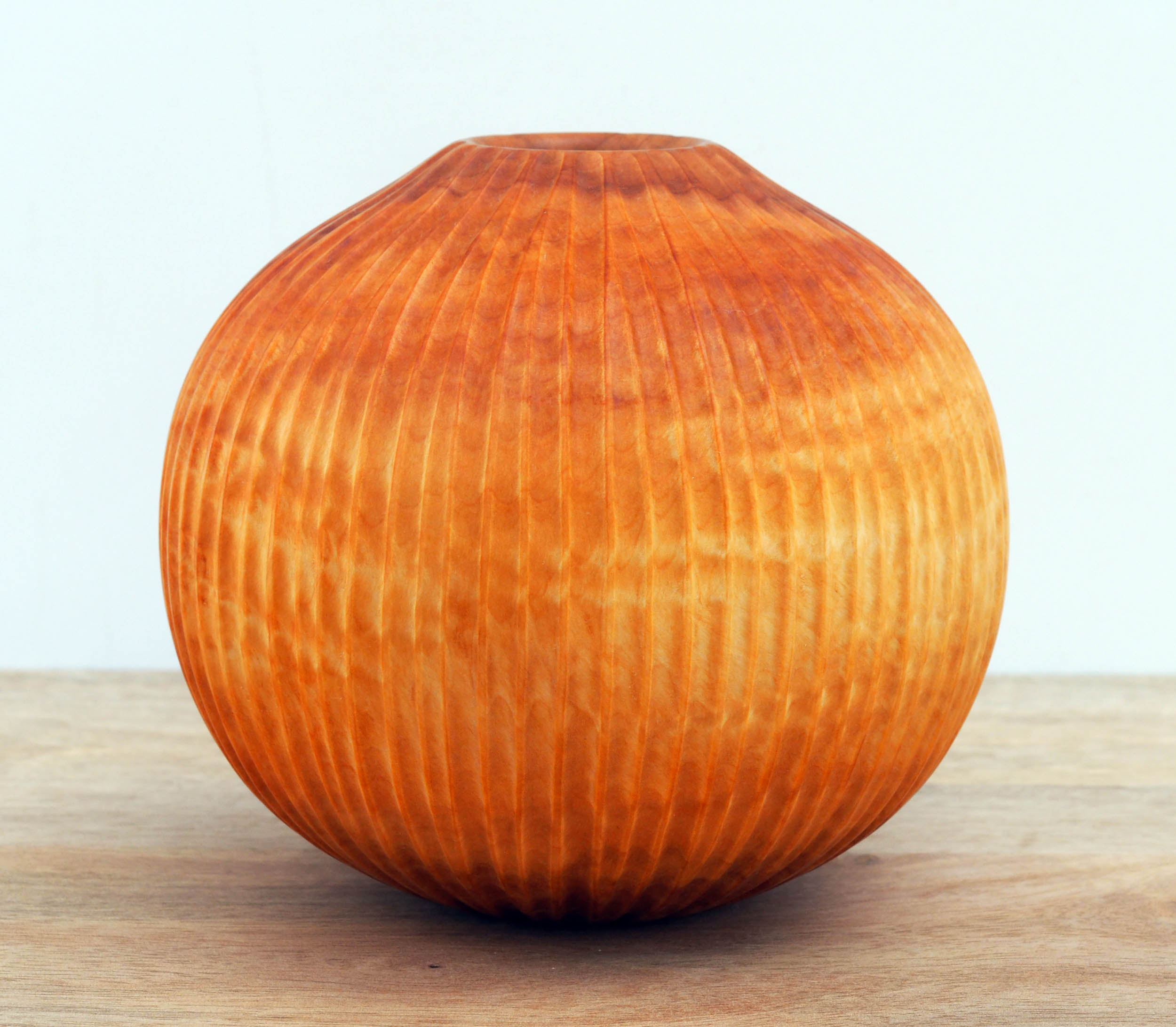 Howard Moody - Carved Apple Vase - Image 2