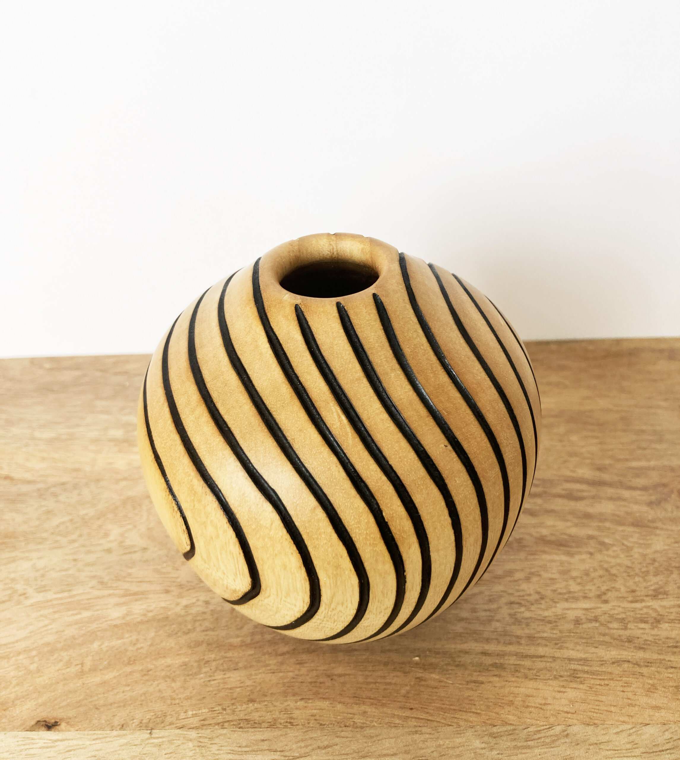 Howard Moody - Carved Ash Vase - Image 3